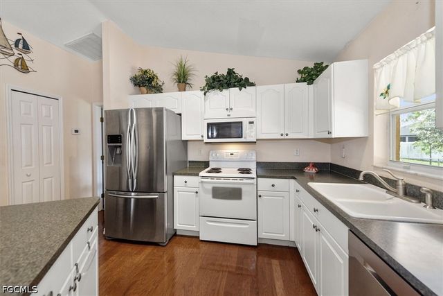 504 NW 3rd LN, Cape Coral, FL 33993