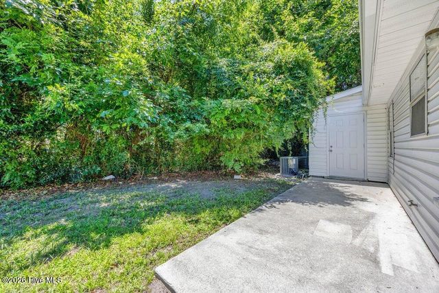 809 Varsity Drive, Wilmington, NC 28403