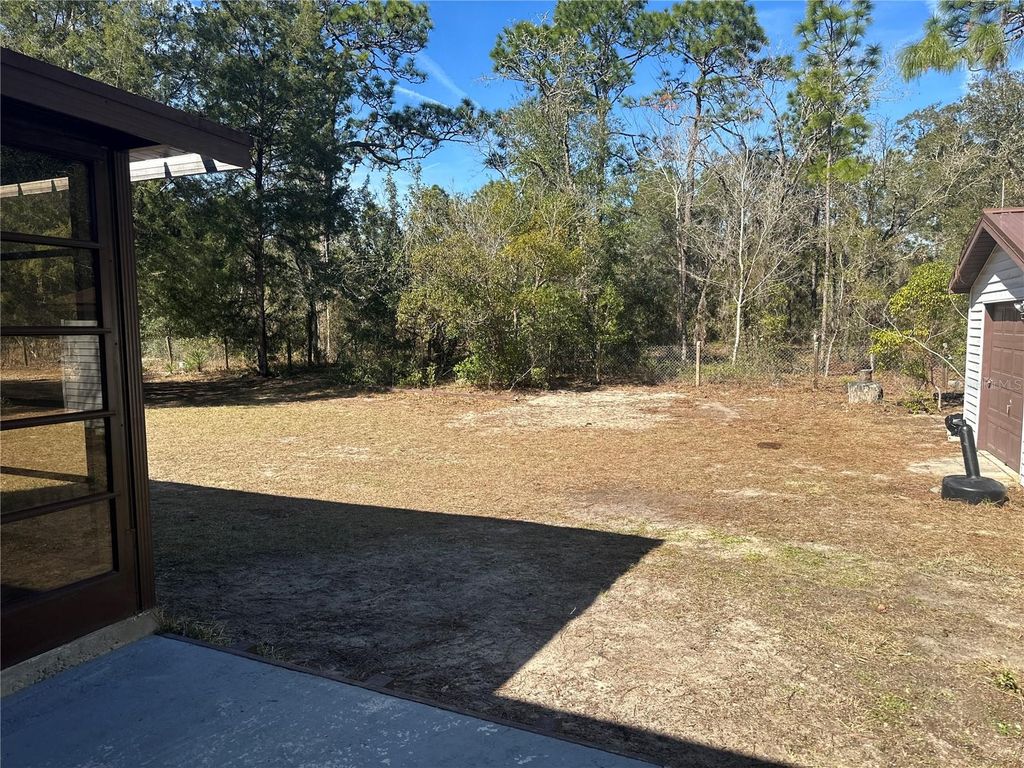 Image 20 of property listing at 22851 SW NEPTUNE BOULEVARD, Dunnellon, FL 34431