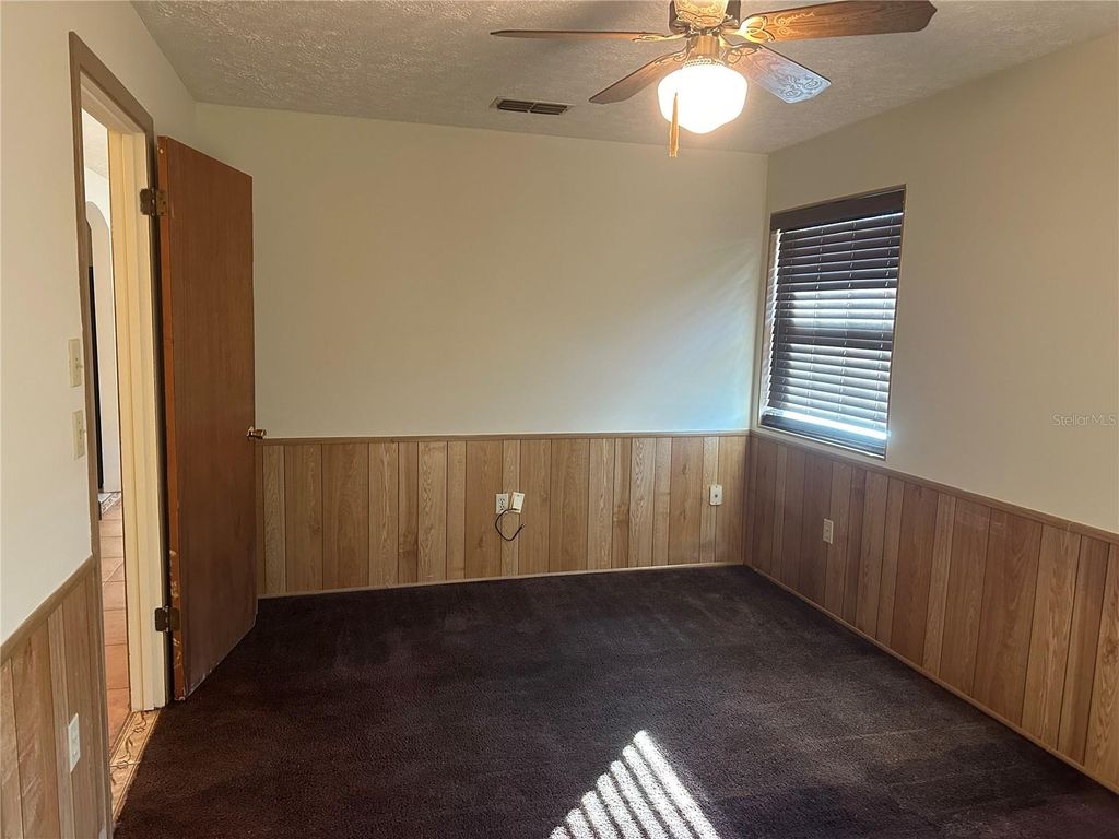 Image 8 of property listing at 22851 SW NEPTUNE BOULEVARD, Dunnellon, FL 34431