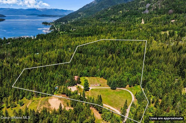 343 W Spring Creek Rd, Hope, ID 83836