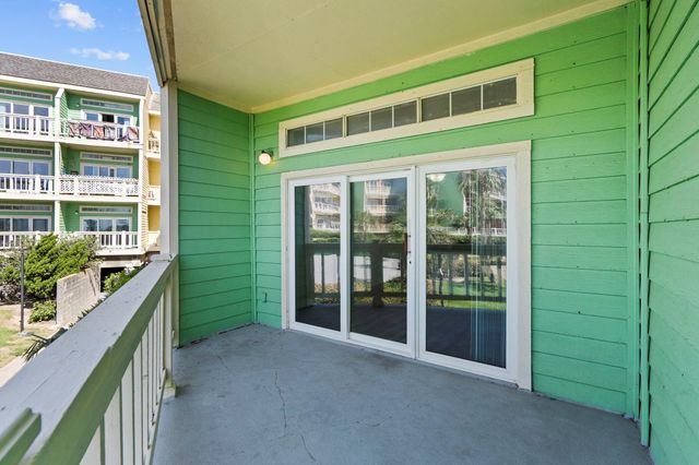 7820 Seawall Boulevard 109, Galveston, TX 77551