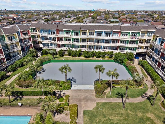 7820 Seawall Boulevard 109, Galveston, TX 77551
