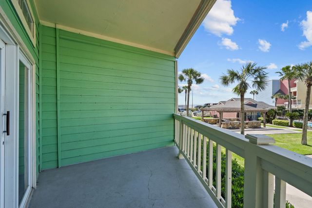 7820 Seawall Boulevard 109, Galveston, TX 77551