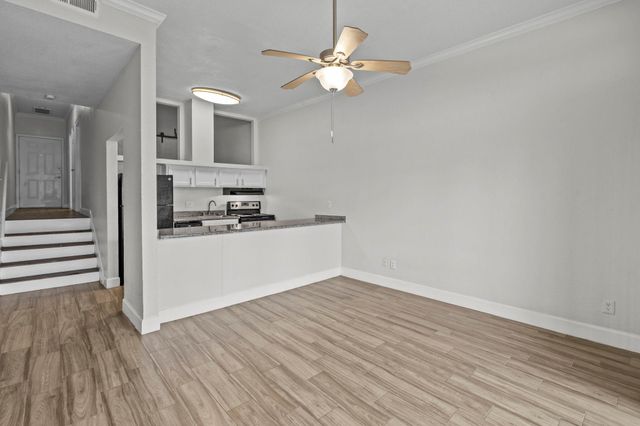 7820 Seawall Boulevard 109, Galveston, TX 77551