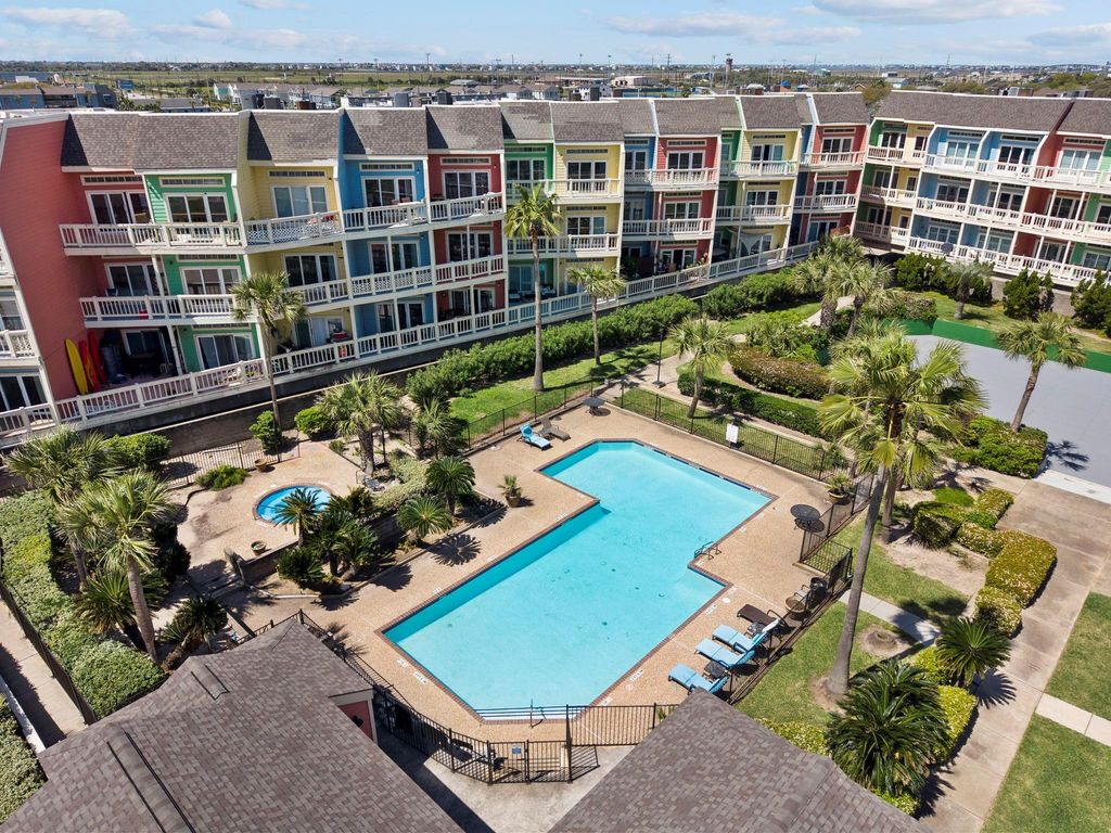 7820 Seawall Boulevard 109, Galveston, TX 77551