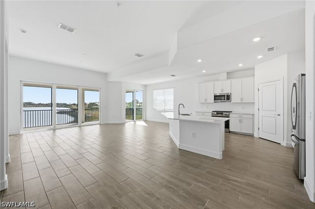 16392 Willogreen RD 821, Babcock Ranch, FL 33982