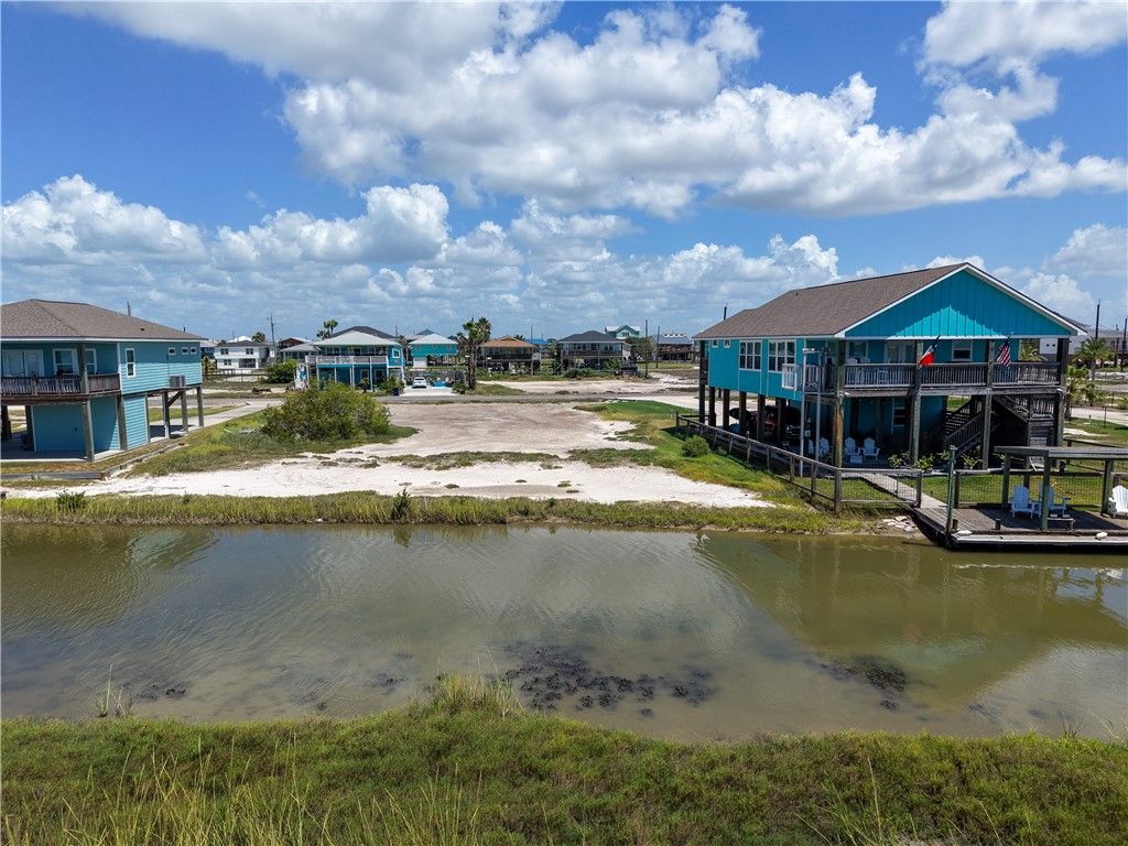74 Newcomb Bend, Rockport, TX 78382 — photo 5