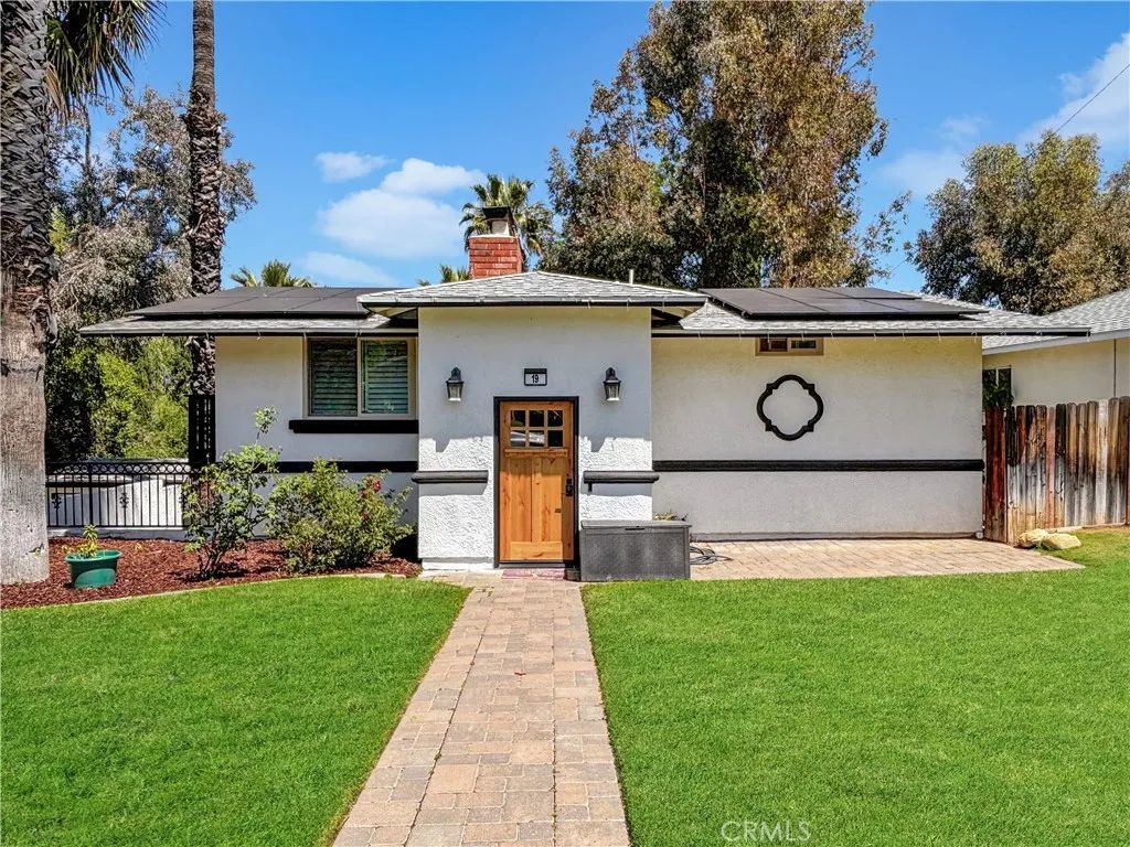 19 Sherril, Redlands, CA 92373