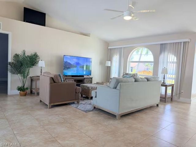 2937 SW 8th PL, Cape Coral, FL 33914