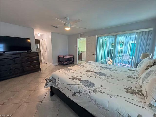2937 SW 8th PL, Cape Coral, FL 33914