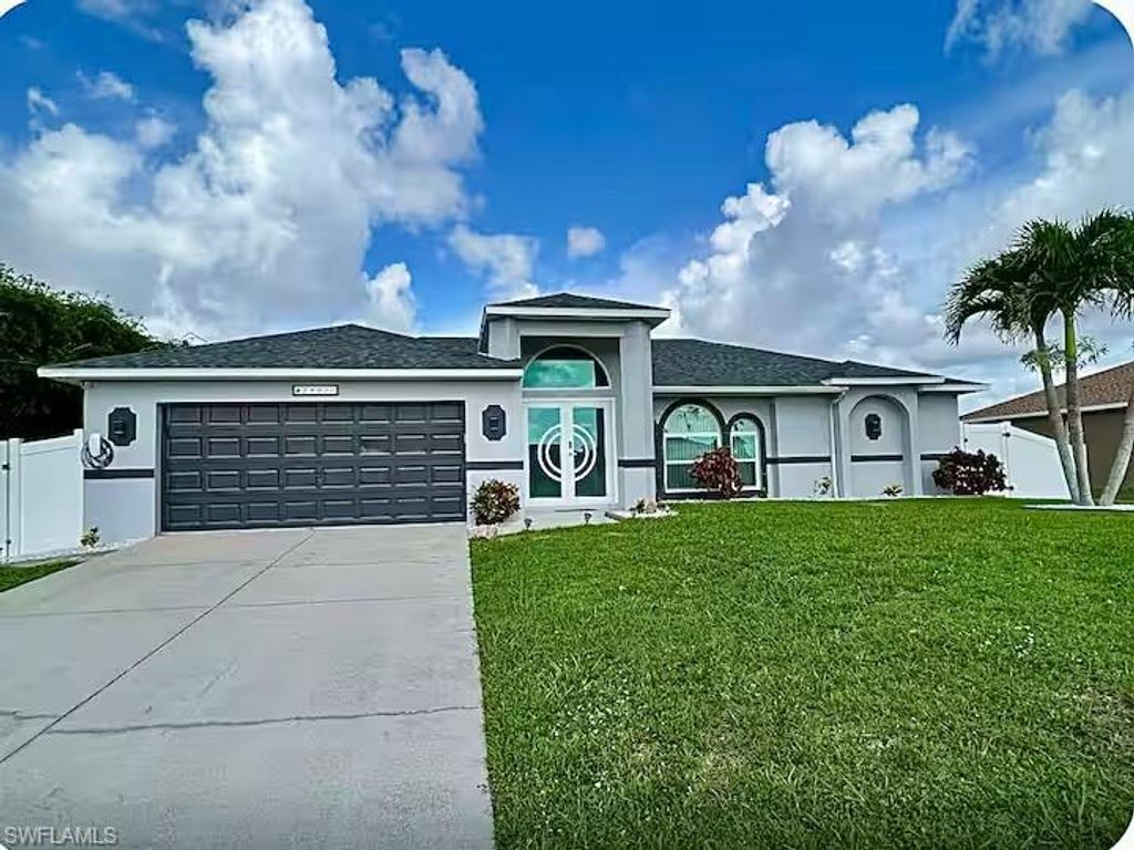 2937 SW 8th PL, Cape Coral, FL 33914