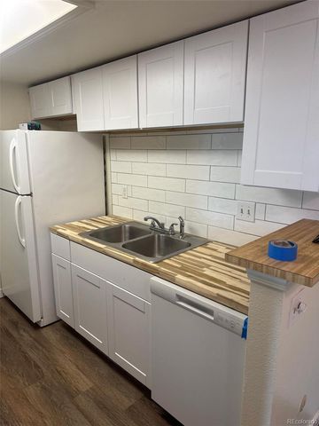 8555 Fairmount Drive J, Denver, CO 80247