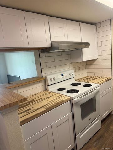 8555 Fairmount Drive J, Denver, CO 80247