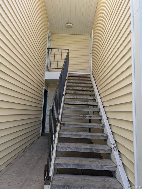 8555 Fairmount Drive J, Denver, CO 80247
