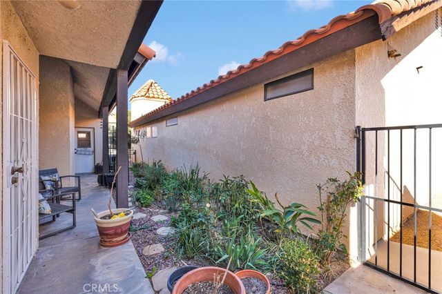 19249 Palm, Apple Valley, CA 92308