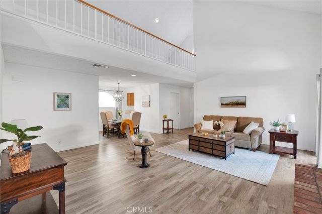 19249 Palm, Apple Valley, CA 92308