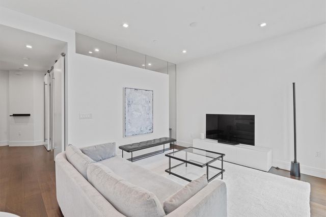 501 West Ave 1106, Austin, TX 78701