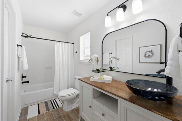 11202 Log Cabin Lane, Tomball, TX 77375