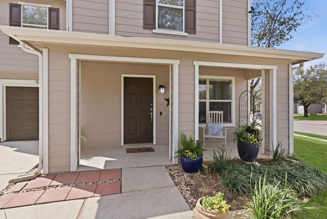 11202 Log Cabin Lane, Tomball, TX 77375