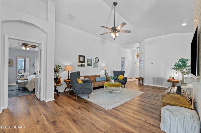 6812 Vintage Lane, Port Orange, FL 32128