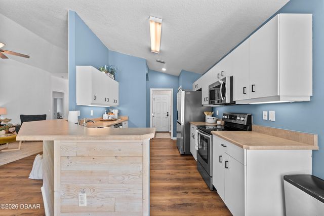 6812 Vintage Lane, Port Orange, FL 32128