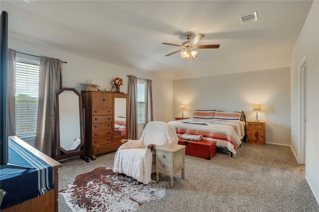 8026 Front Nine Lane, Navasota, TX 77868