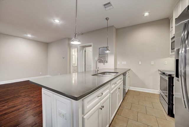 305 Felt Circle, Houston, TX 77011