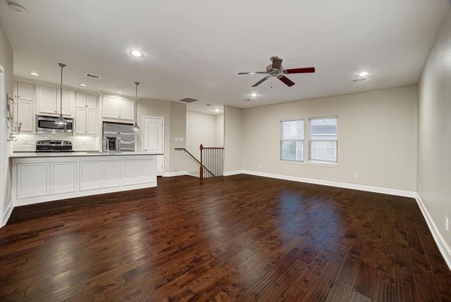 305 Felt Circle, Houston, TX 77011