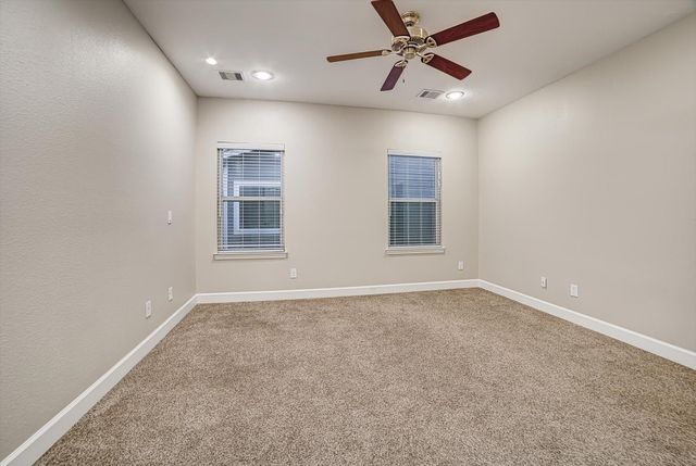 305 Felt Circle, Houston, TX 77011