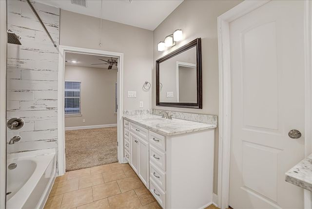 305 Felt Circle, Houston, TX 77011