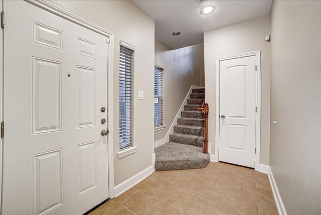 305 Felt Circle, Houston, TX 77011