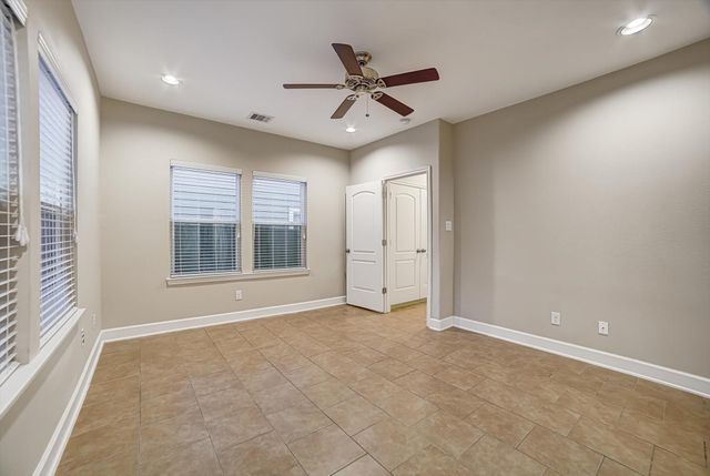 305 Felt Circle, Houston, TX 77011