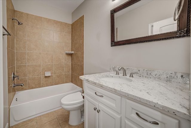 305 Felt Circle, Houston, TX 77011