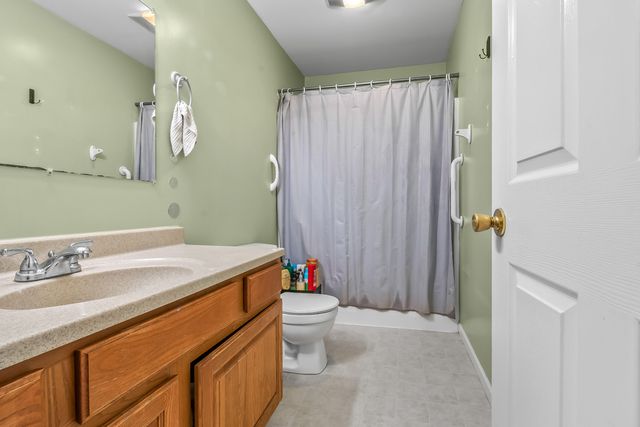 70 Superior Street, Hillsdale City, MI 49242