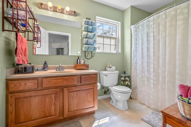 70 Superior Street, Hillsdale City, MI 49242