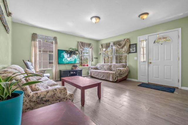 70 Superior Street, Hillsdale City, MI 49242
