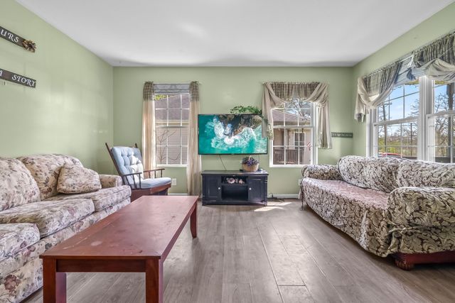 70 Superior Street, Hillsdale City, MI 49242