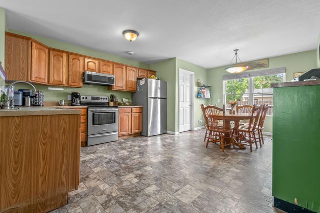 70 Superior Street, Hillsdale City, MI 49242