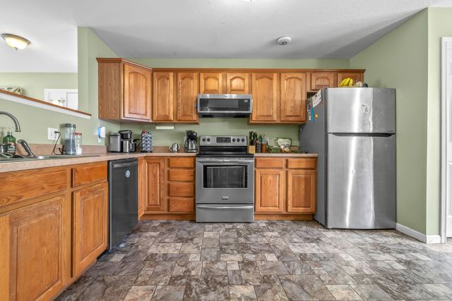 70 Superior Street, Hillsdale City, MI 49242