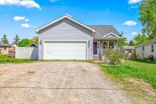 70 Superior Street, Hillsdale City, MI 49242