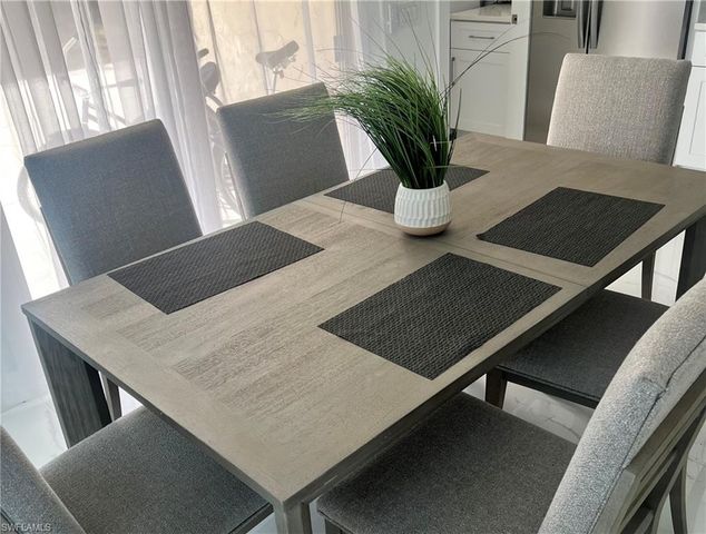 862 99th AVE N, Naples, FL 34108