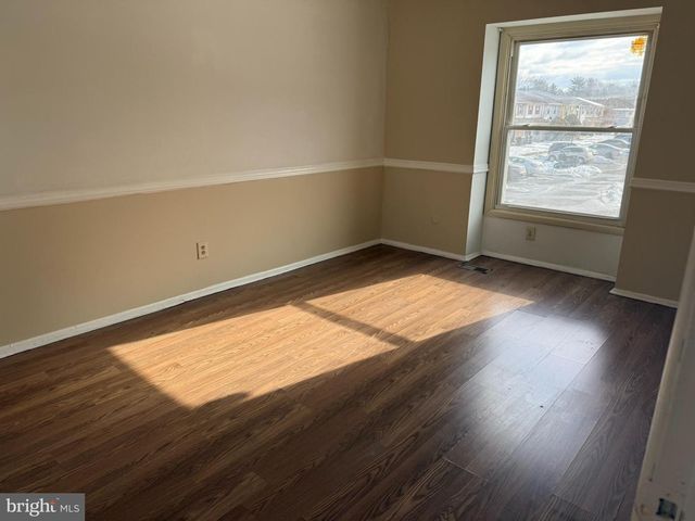 28 MAGNOLIA CT, Sicklerville, NJ 08081