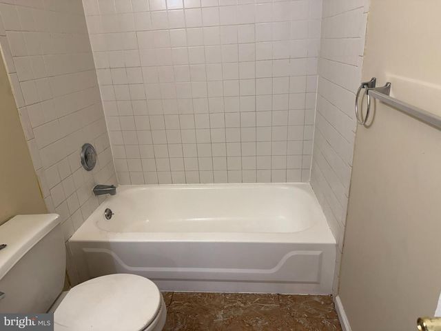 28 MAGNOLIA CT, Sicklerville, NJ 08081