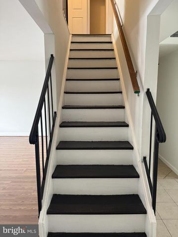 28 MAGNOLIA CT, Sicklerville, NJ 08081