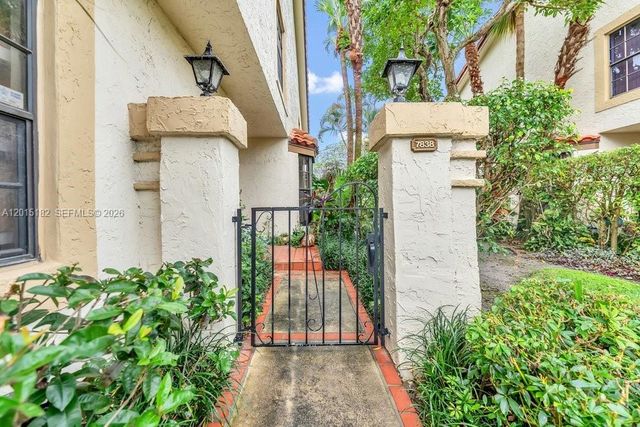 7838 La Mirada Dr, Boca Raton, FL 33433