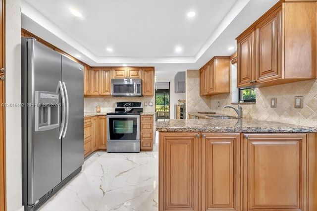 7838 La Mirada Dr, Boca Raton, FL 33433
