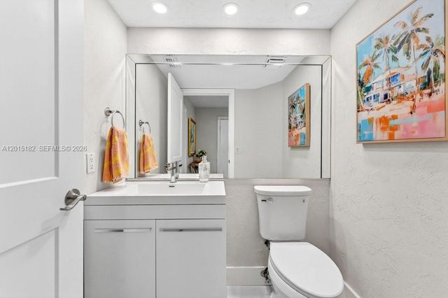 7838 La Mirada Dr, Boca Raton, FL 33433
