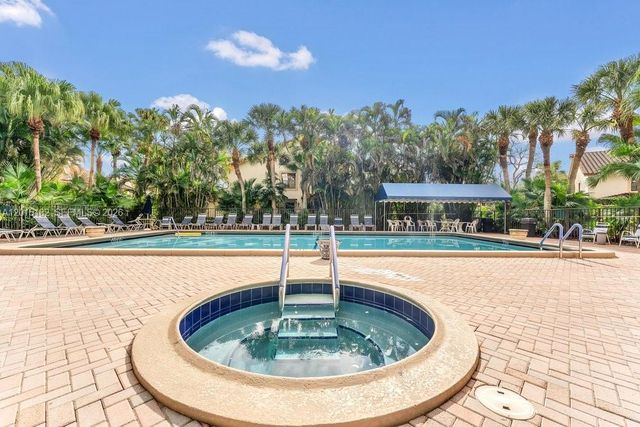 7838 La Mirada Dr, Boca Raton, FL 33433