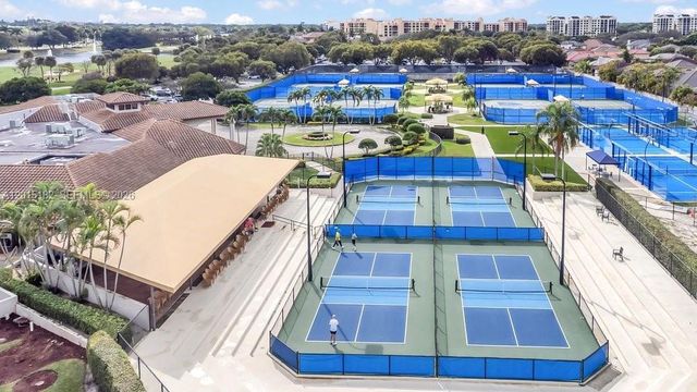 7838 La Mirada Dr, Boca Raton, FL 33433